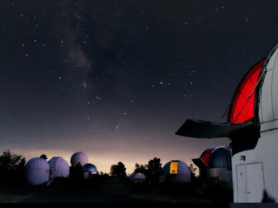 Astronomy_nightdomes skycenter