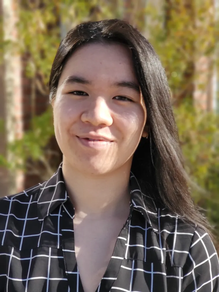 Brittanie Hoang Headshot